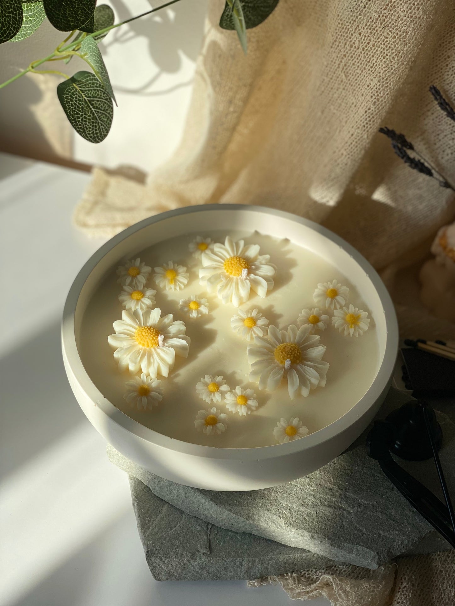 Handcrafted Spring Awakening Soy Candle (700g)